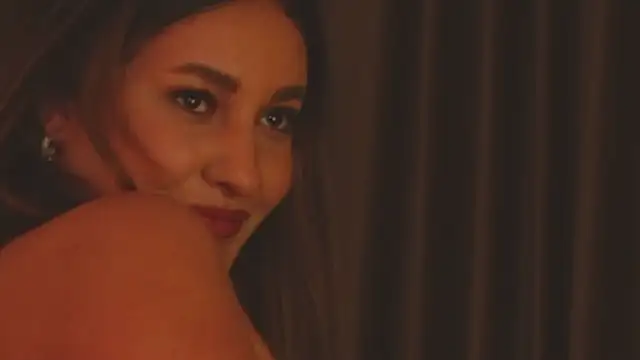 YaaraCollins online show from February 9, 1:33 am