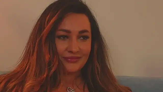 YaaraCollins online show from March 8, 11:18 pm