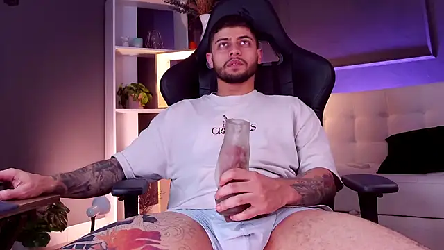 alessandro duty online show from October 25, 3:25 am