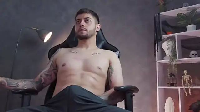 alessandro duty online show from October 26, 11:53 pm