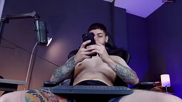 alessandro duty online show from October 30, 12:01 am