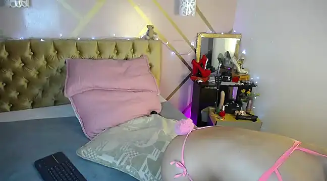 dove mature online show from January 10, 7:04 am