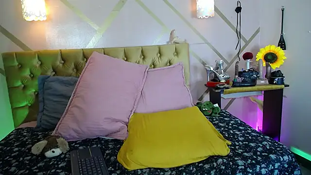 dove mature online show from September 23, 5:43 am