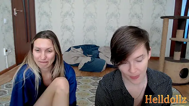 Helldollz online show from December 11, 9:30 am