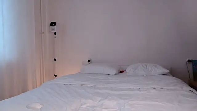 Milky   Way online show from March 5, 1:06 pm