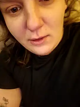 Snapshot of Cutegirlforyou chatting on December 5, 7:49 am Cutegirlforyou online show from December 5, 7:49 am