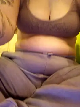 Snapshot of Cutegirlforyou chatting on February 7, 7:07 am Cutegirlforyou online show from February 7, 7:07 am