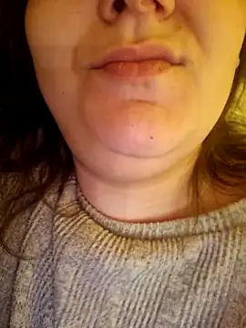 Snapshot of Cutegirlforyou chatting on February 24, 6:38 am Cutegirlforyou online show from February 24, 6:38 am