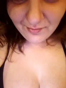 Snapshot of Cutegirlforyou chatting on March 8, 8:22 am Cutegirlforyou online show from March 8, 8:22 am