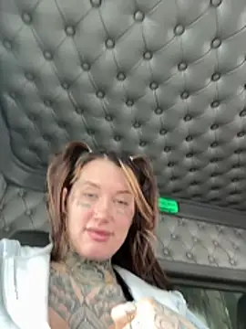 lexymarie online show from January 18, 4:22 pm