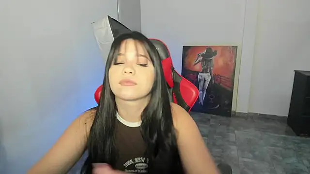 Snapshot of kiarafonseca_ chatting on September 29, 3:44 am kiarafonseca  online show from September 29, 3:44 am