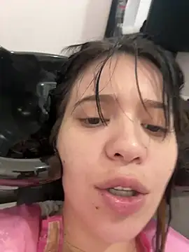 kiarafonseca  online show from January 9, 3:15 pm