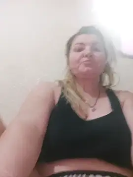 Snapshot of VeronikaBless chatting on February 21, 5:20 pm VeronikaBless online show from February 21, 5:20 pm