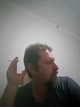 Snapshot of TryingWind chatting on February 17, 6:48 pm TryingWind online show from February 17, 6:48 pm