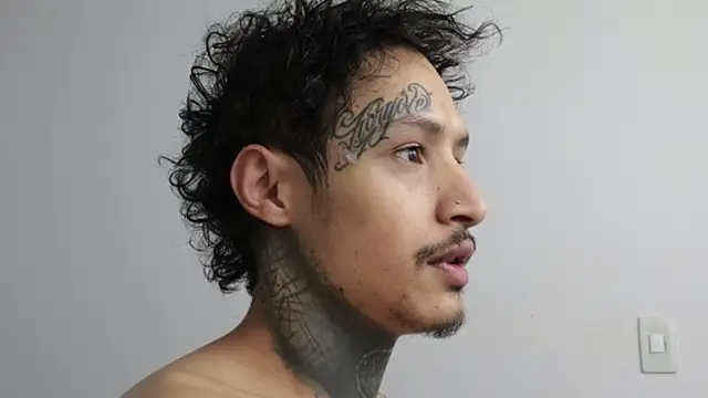 trieone online show from February 20, 12:47 pm