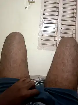 Snapshot of raj6fe chatting on February 4, 3:33 am raj6fe online show from February 4, 3:33 am