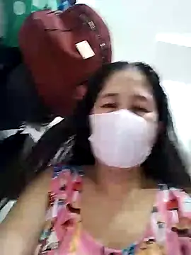 Snapshot of DelightDorothy34 chatting on November 18, 1:22 am DelightDorothy34 online show from November 18, 1:22 am