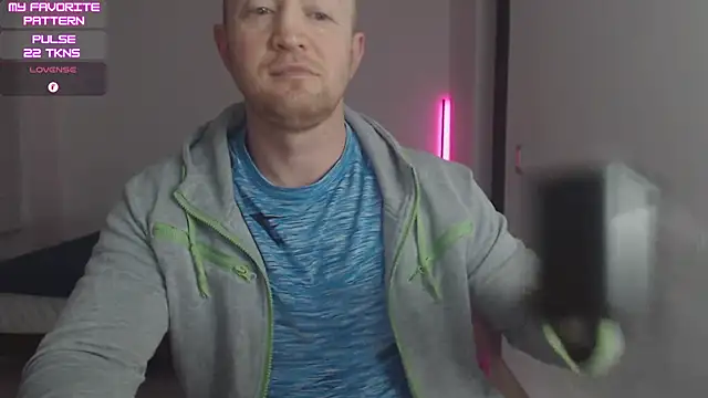 kevintyler69 online show from April 17, 1:30 am