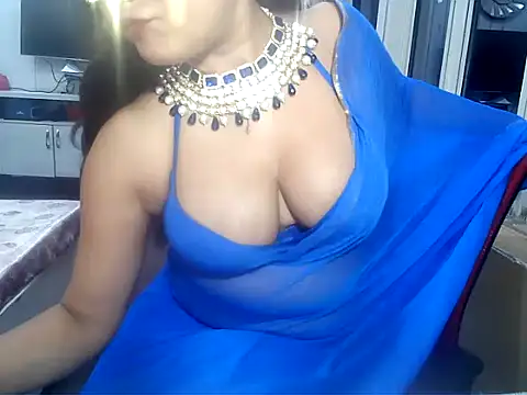 yourradhika online show from December 17, 7:42 pm