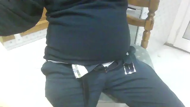 polloiw online show from October 4, 9:35 pm