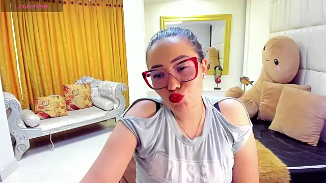 gaby trent online show from March 1, 7:26 pm