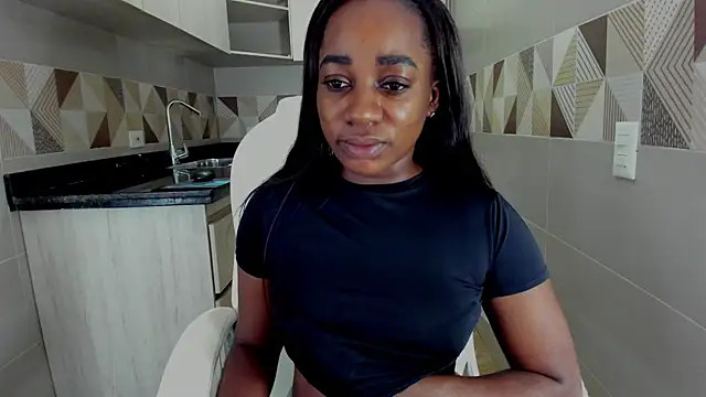 cristaaalclocks1 online show from January 29, 1:49 pm