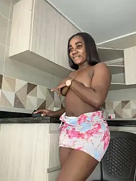 cristaaalclocks1 online show from March 17, 8:09 pm