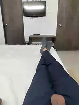 GUJJU GUJARATI online show from February 22, 9:45 am