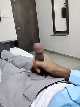 GUJJU GUJARATI online show from February 26, 9:53 am