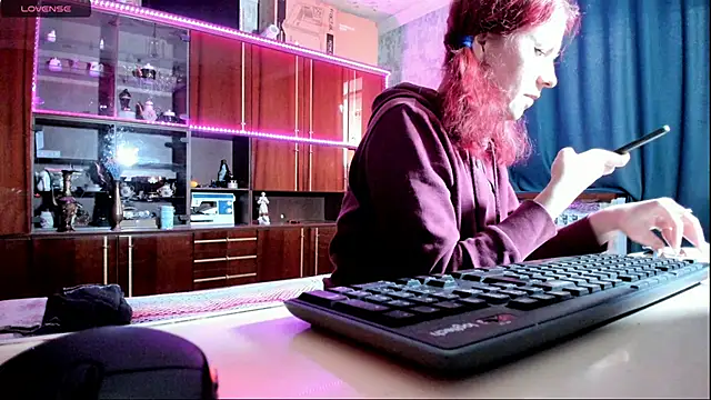 pa1e pr1ncess online show from February 14, 1:08 pm