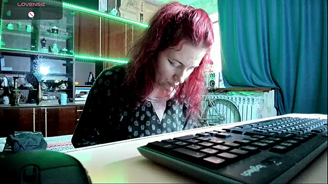 pa1e pr1ncess online show from February 15, 6:33 am