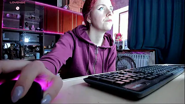 pa1e pr1ncess online show from February 21, 6:40 am