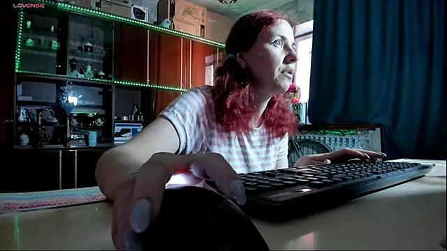 pa1e pr1ncess online show from March 14, 11:01 am