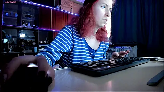 pa1e pr1ncess online show from March 22, 12:35 pm