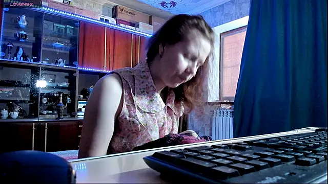 pa1e pr1ncess online show from September 9, 7:08 am