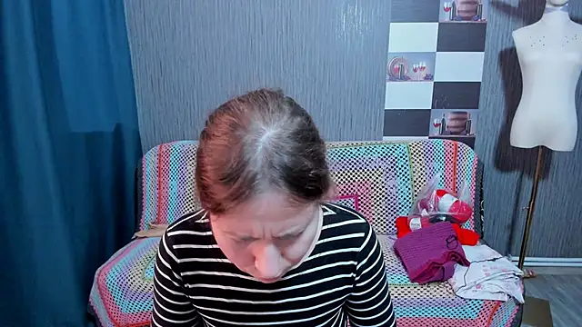 pa1e pr1ncess online show from December 3, 7:27 am