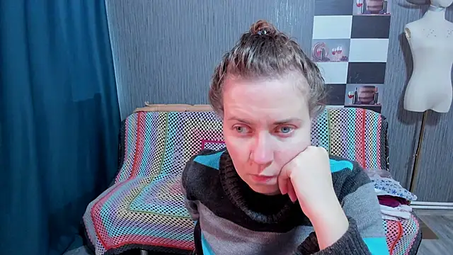 pa1e pr1ncess online show from December 19, 7:26 am