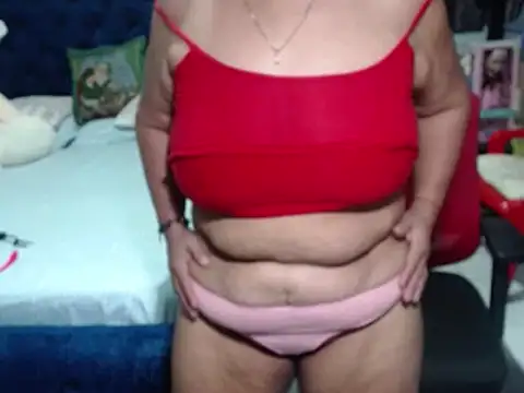 Snapshot of pervert_mommy_ chatting on January 4, 10:49 am pervert mommy online show from January 4, 10:49 am