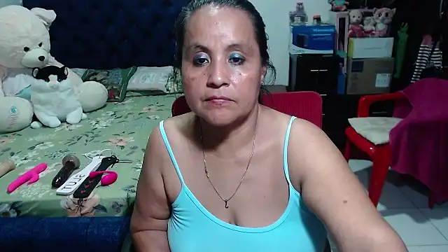 Snapshot of pervert_mommy_ chatting on March 13, 2:23 pm pervert mommy online show from March 13, 2:23 pm