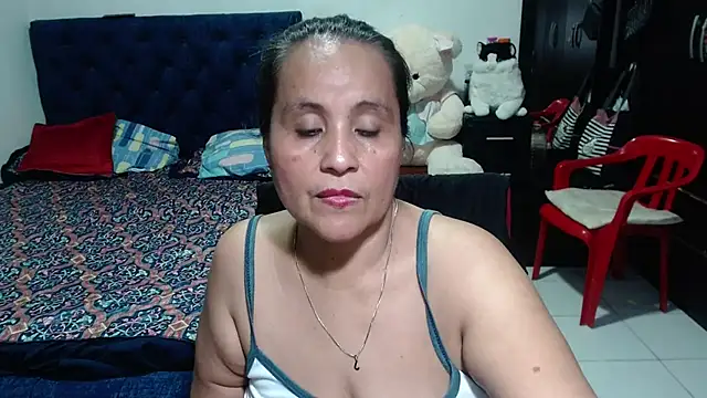 Snapshot of pervert_mommy_ chatting on March 23, 1:42 am pervert mommy online show from March 23, 1:42 am