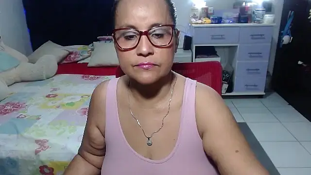 pervert mommy  online show from April 21, 9:48 am