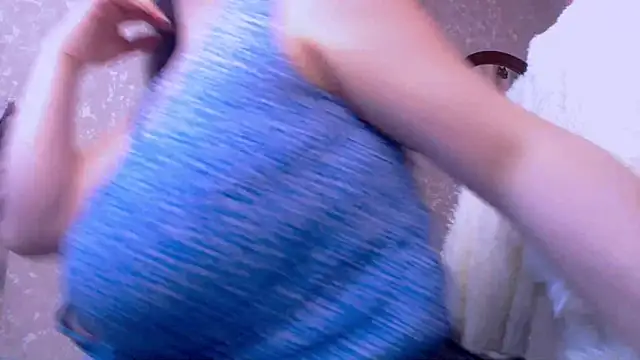 AyaMoon online show from January 3, 5:50 am