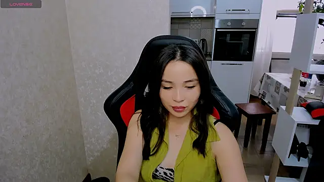 AyaMoon online show from September 26, 5:00 am