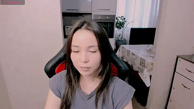 AyaMoon online show from November 12, 5:30 am