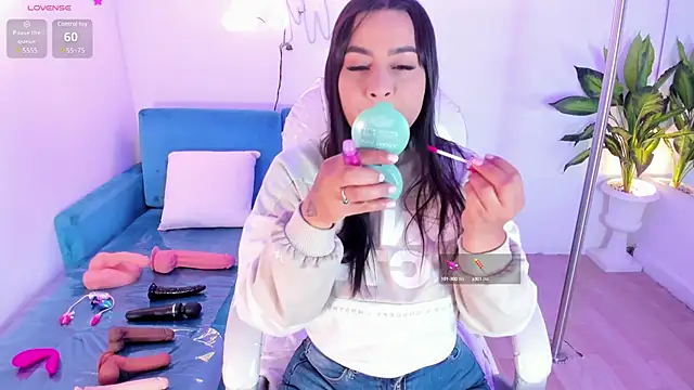 Snapshot of Pamela_roberts chatting on December 19, 11:50 am Pamela roberts online show from December 19, 11:50 am