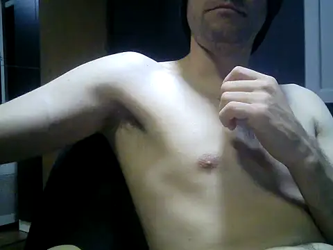 Snapshot of gauchors20 chatting on December 14, 2:06 am gauchors20 online show from December 14, 2:06 am