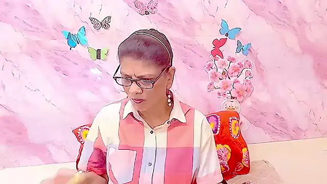 IndianAllure online show from November 27, 5:42 am