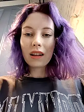 Snapshot of Frost_foxy chatting on January 15, 7:48 am Frost foxy online show from January 15, 7:48 am