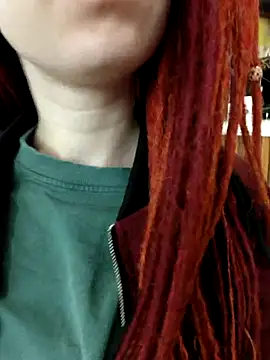 Snapshot of Frost_foxy chatting on September 27, 2:27 am Frost foxy online show from September 27, 2:27 am