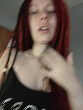 Snapshot of Frost_foxy chatting on November 16, 4:29 am Frost foxy online show from November 16, 4:29 am